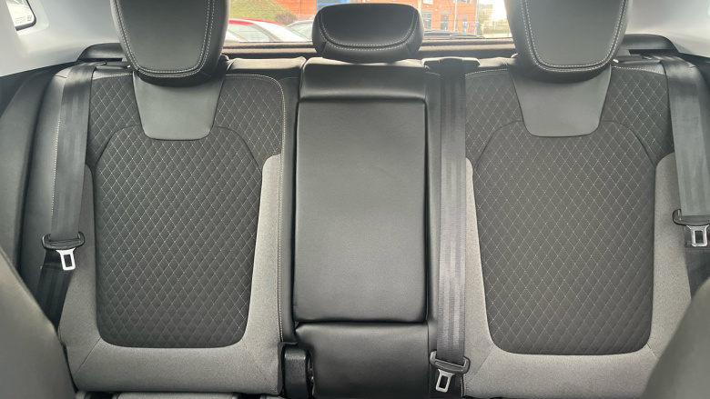 Vauxhall Grandland X 1.2 Turbo SRi Nav 5dr Auto Petrol Hatchback